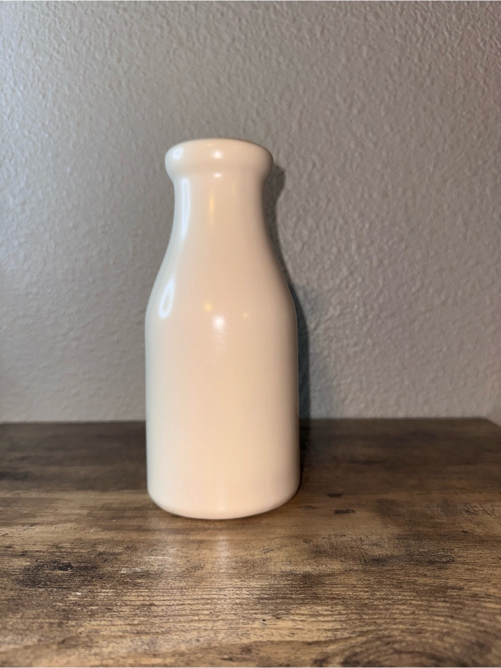 Vintage Pfaltzgraff USA Floral Milk Bottle Vase - Picture 7 of 13